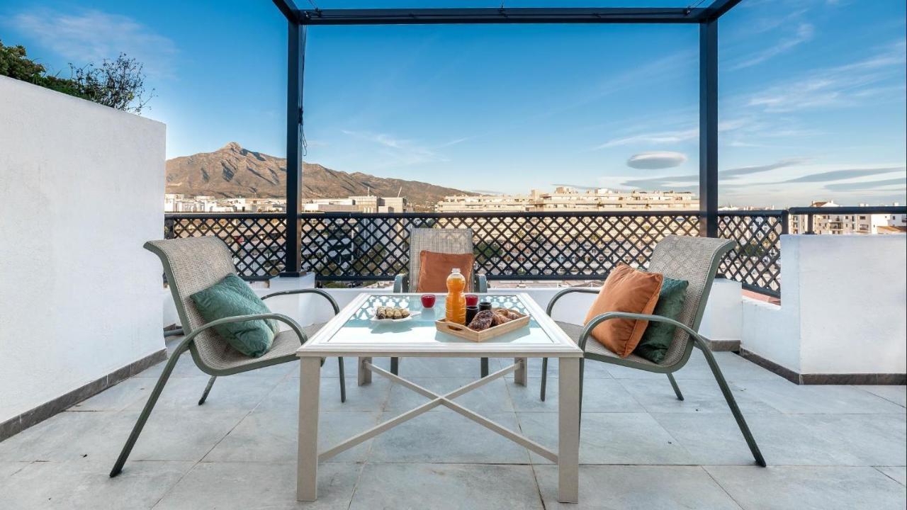Apartment Luxury Penthouse Mountain Sea Views Puerto Banus *